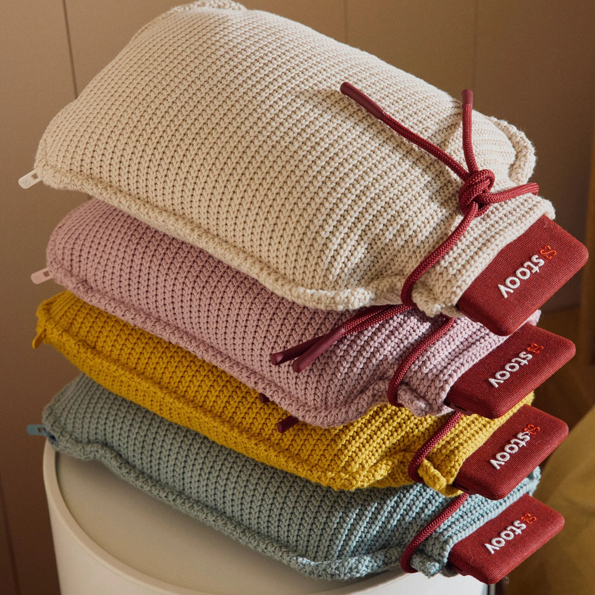 Homey³ | Gestrickt - Image 2